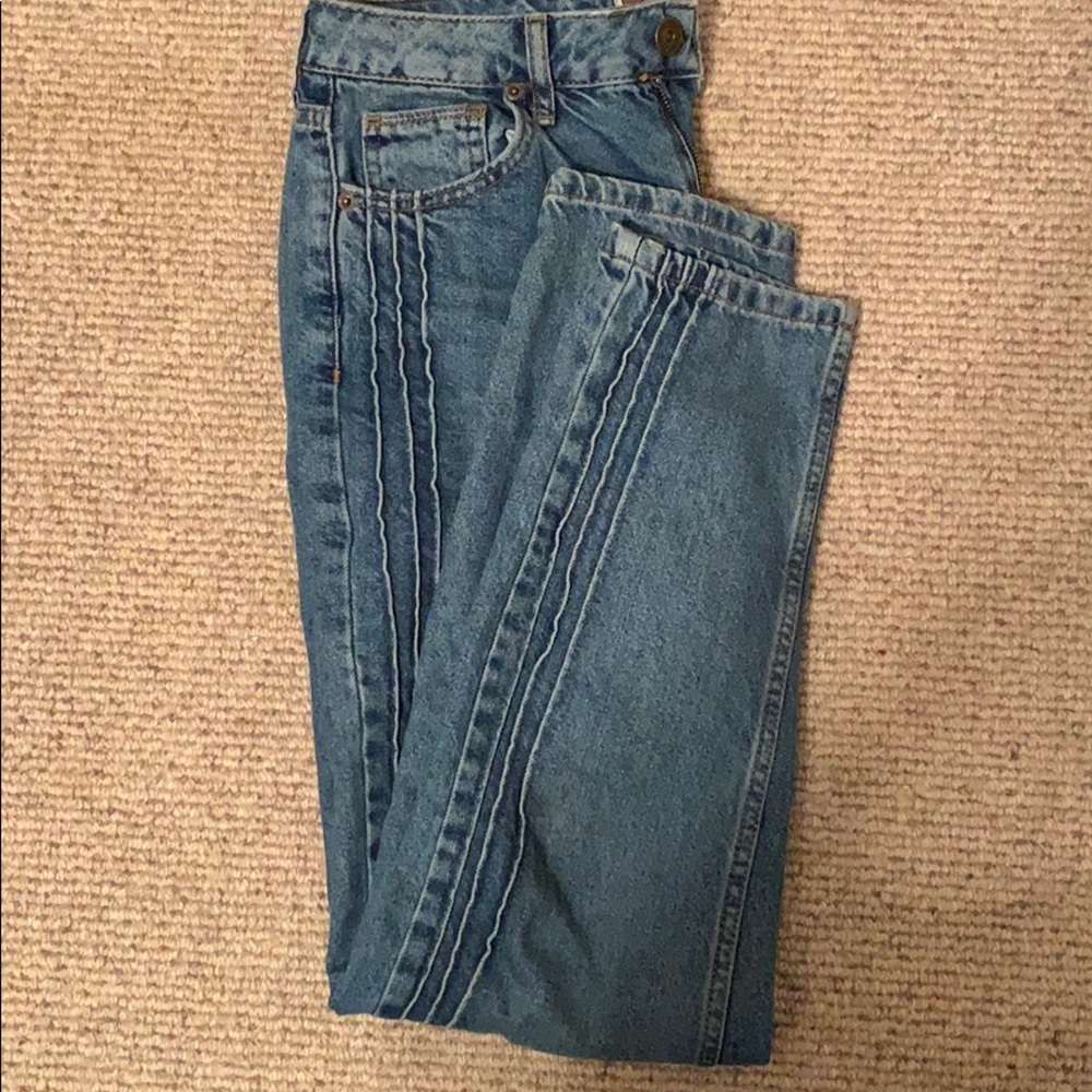 Urban Outfitters BDG mom jeans